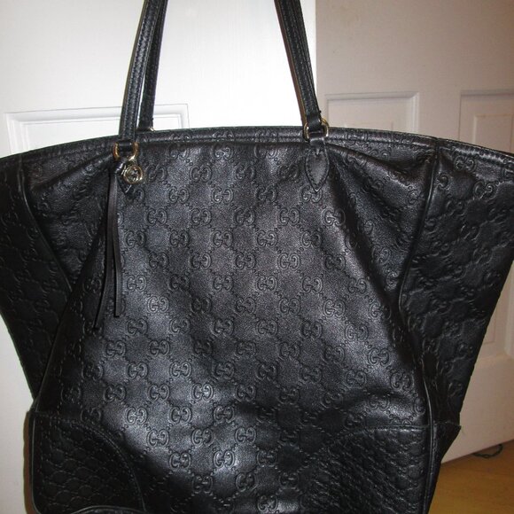 GUCCI Italy Black Leather Logo Tote Style Double Handle Handbag Style # 323671 - Picture 3 of 16